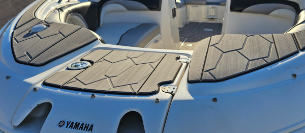 Marine Mat Bow Mats for Yamaha 21 Foot Sport Boats (2006-2011) Fashion