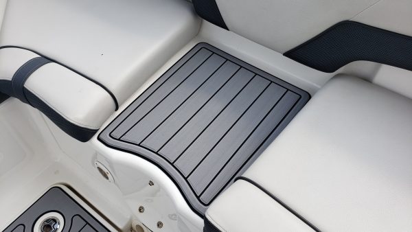 Marine Mat Engine Step Over Large for Yamaha 21 Foot Sport Boats (2012-2016) Online Hot Sale